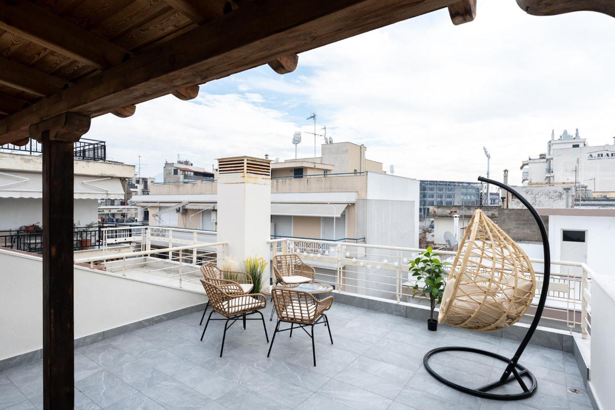 Apartment Pomegranate Luxury Penthouse Maisonette With Beautiful Terrace & Free Parking By Binobi ! Thessaloniki