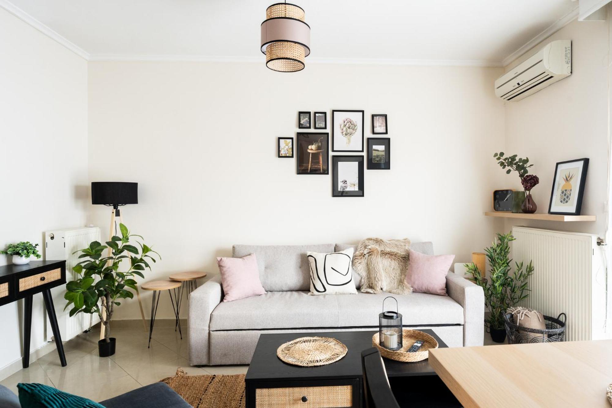 Pomegranate Luxury Penthouse Maisonette With Beautiful Terrace & Free Parking By Binobi ! Apartment